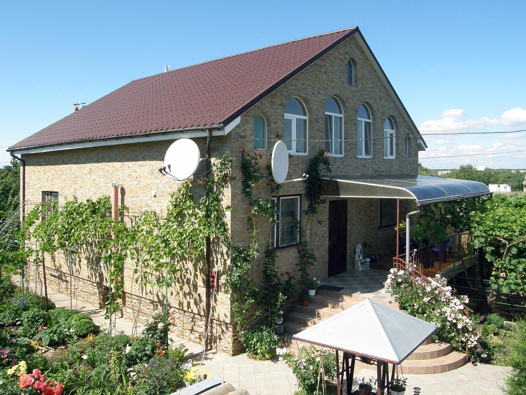Guest House Kamenny Dom Karolino-Buhaz Eksteriør bilde